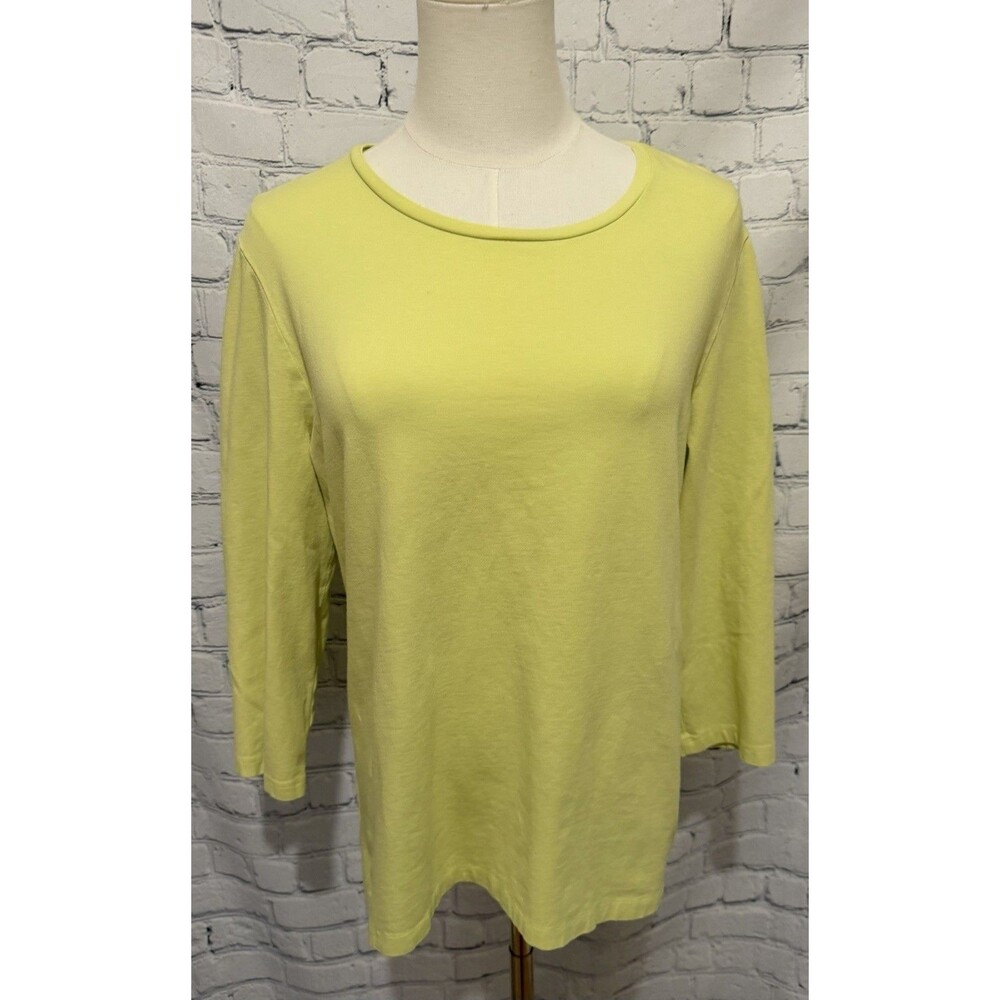 Chico's The Ultimate Tee shirt bright green 3/4 sleeves scoop neck 2/Large